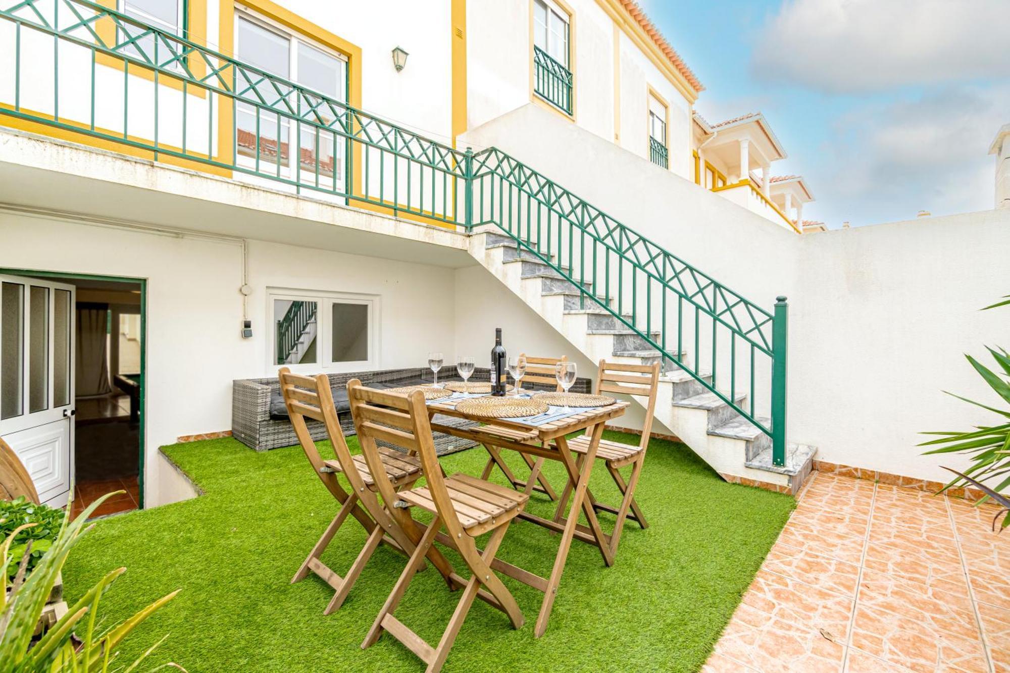 Baleal Happiness Surf House Villa เฟอร์เรล ภายนอก รูปภาพ