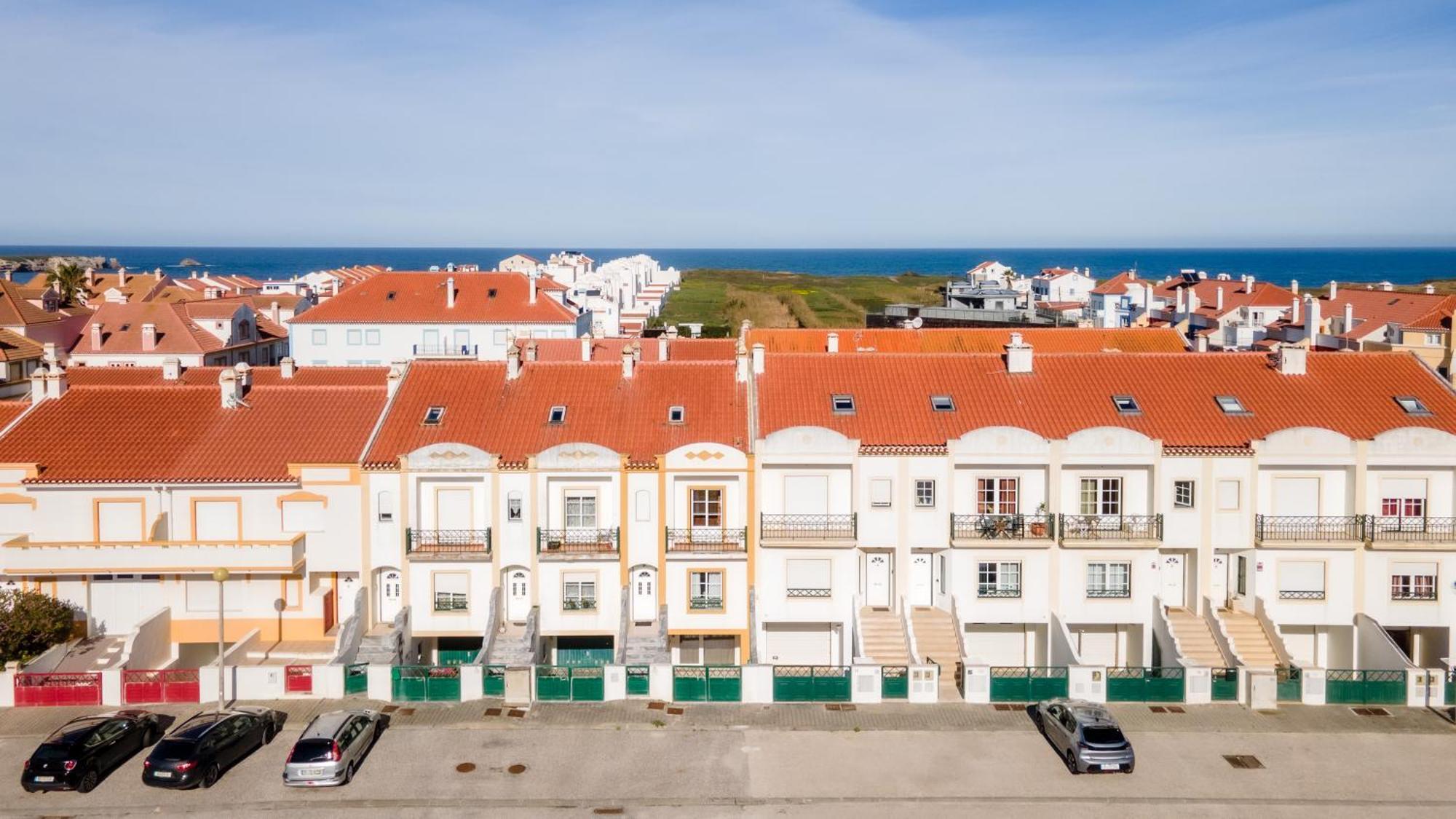 Baleal Happiness Surf House Villa เฟอร์เรล ภายนอก รูปภาพ